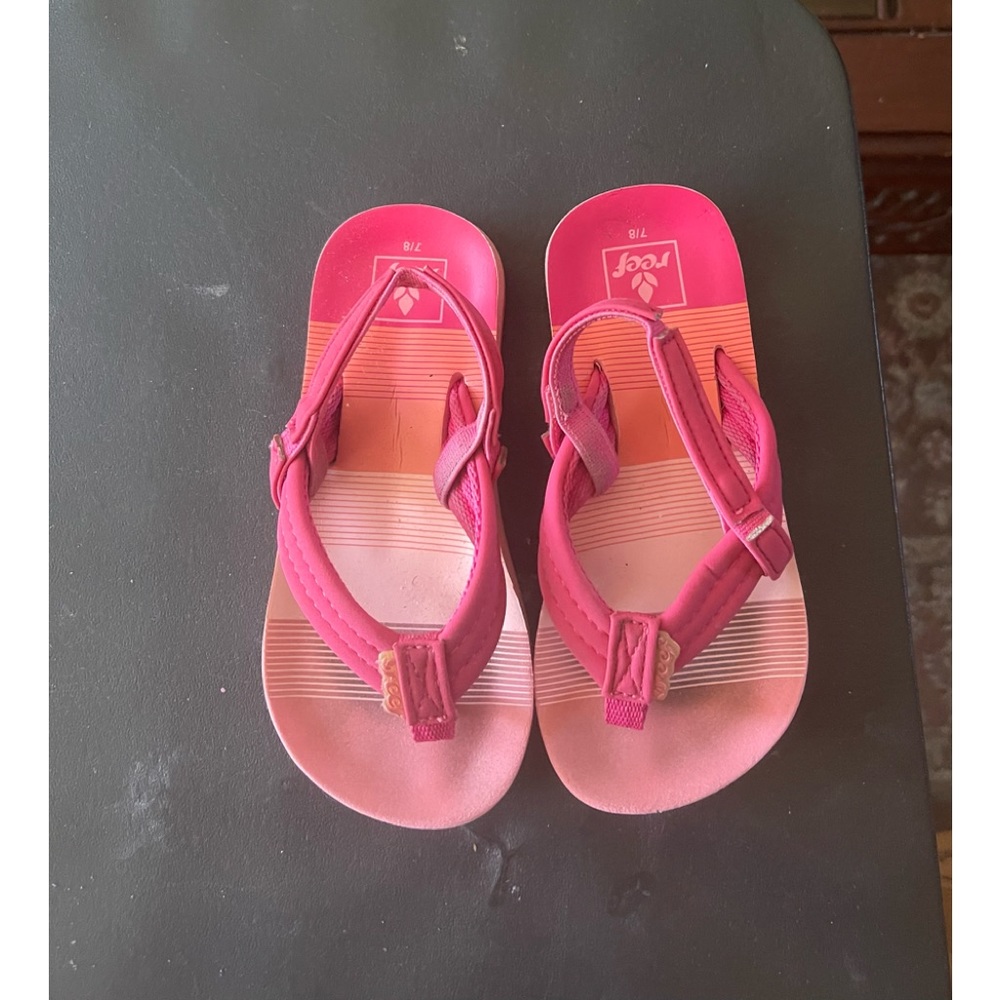 Girls Flip Fop Sandals Size 7/8